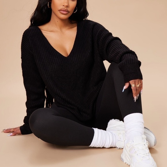 Fashion Nova Sweaters - BIN#6 - 0060 - Black Riversible Small Fashion Nova Sweater